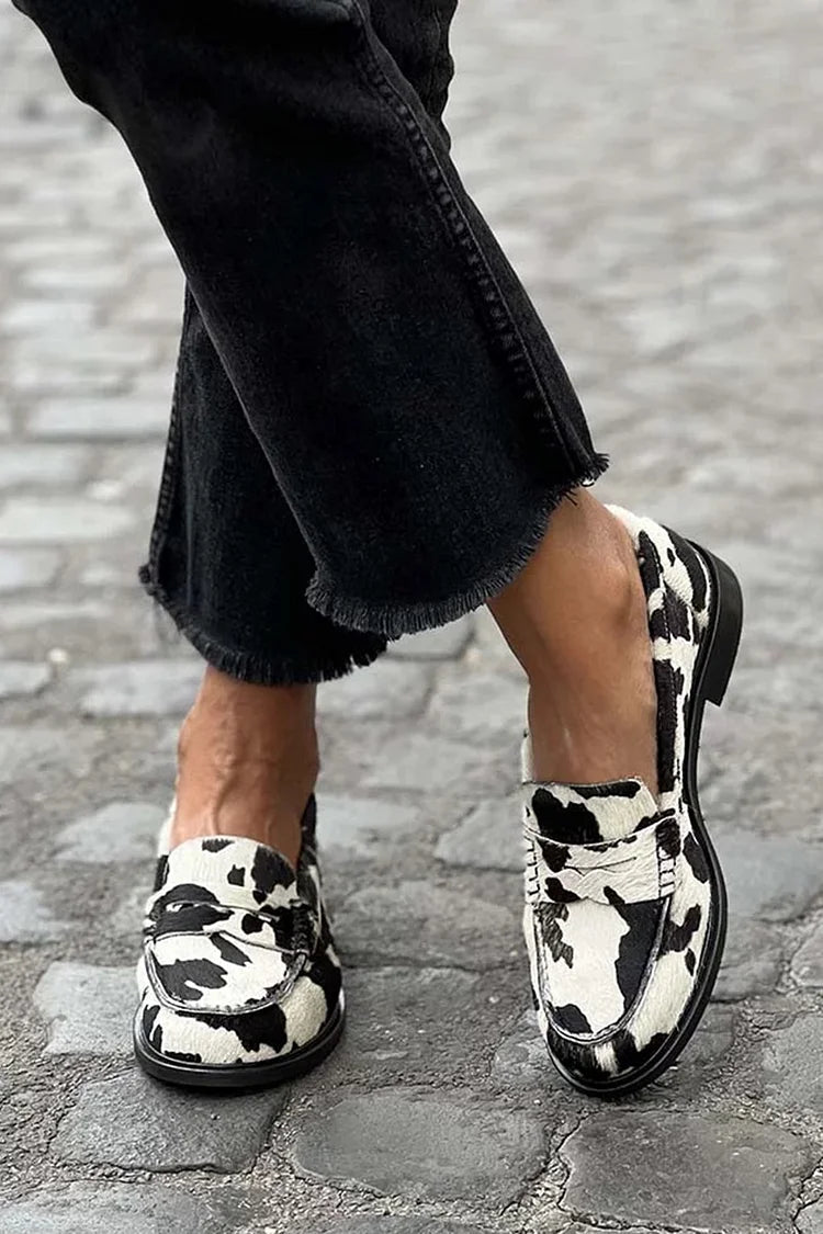 Isla | Mocasines con estampado de vaca