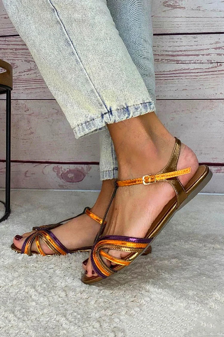 Sandalias Viviana con tira en T en colores mediterráneos.