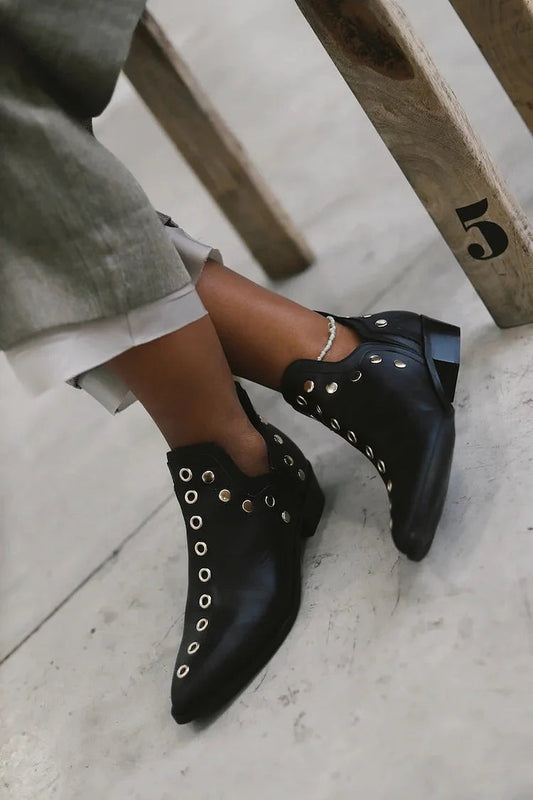 Brenda | Botines de tacón de aguja con tachuelas