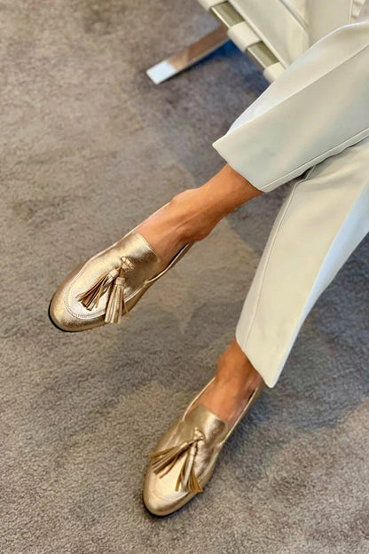 Naomi | Mocasín con flecos dorados