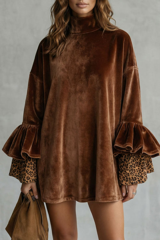 Velanique – Vestido corto de terciopelo con detalles de mangas superpuestas