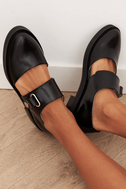 Angela | Mocasines con hebilla negra