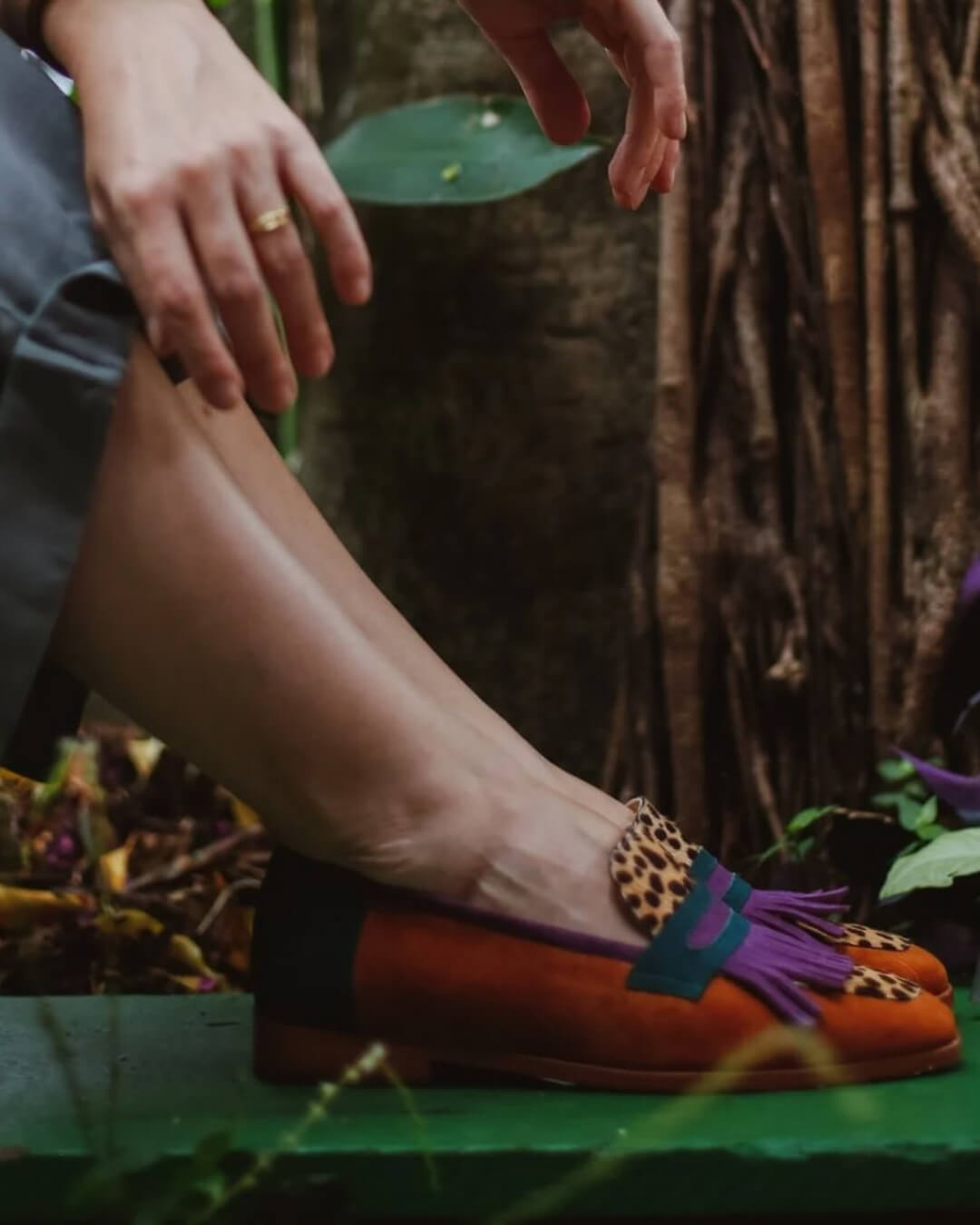 Hallie | Mocasín con flecos y estampado animal