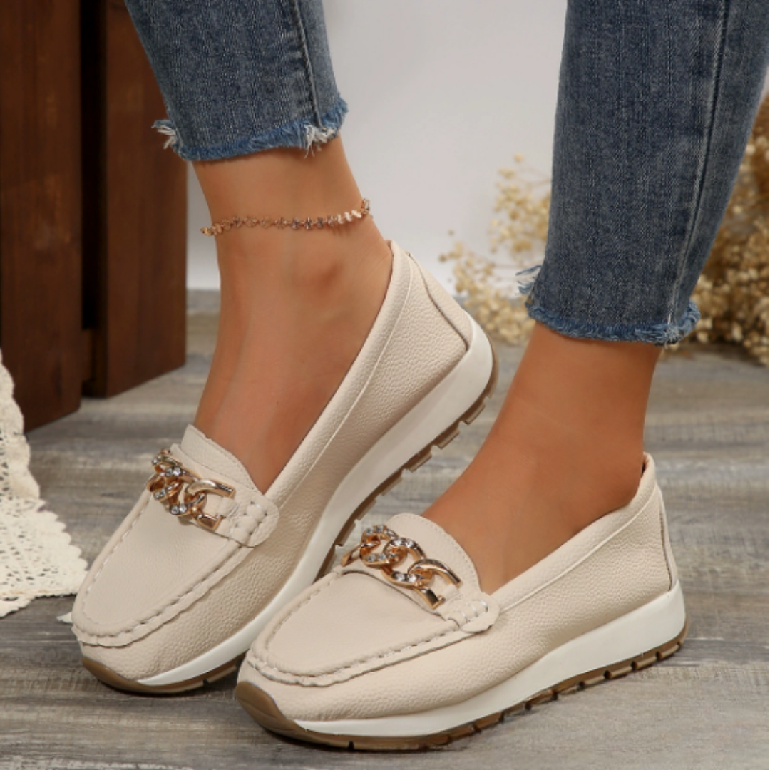 Evelyn – Mocasines con hebilla de diamante
