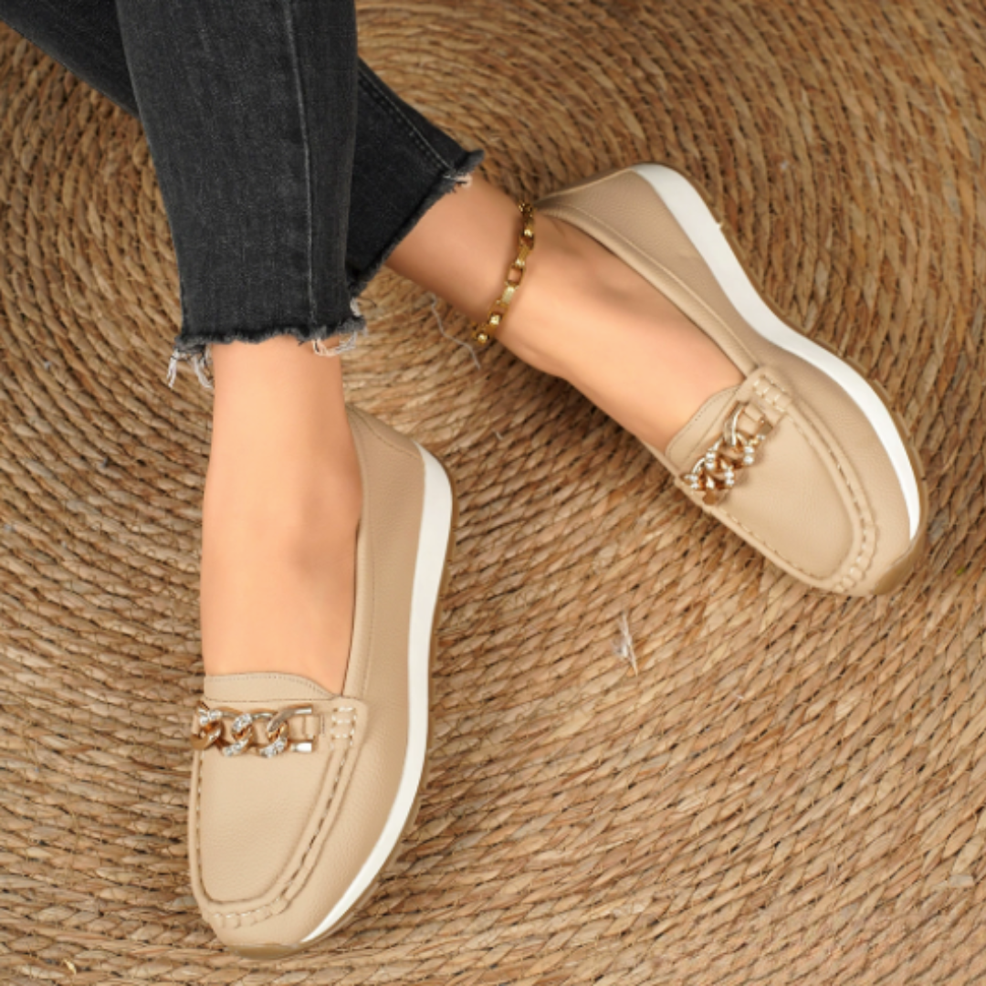 Evelyn – Mocasines con hebilla de diamante