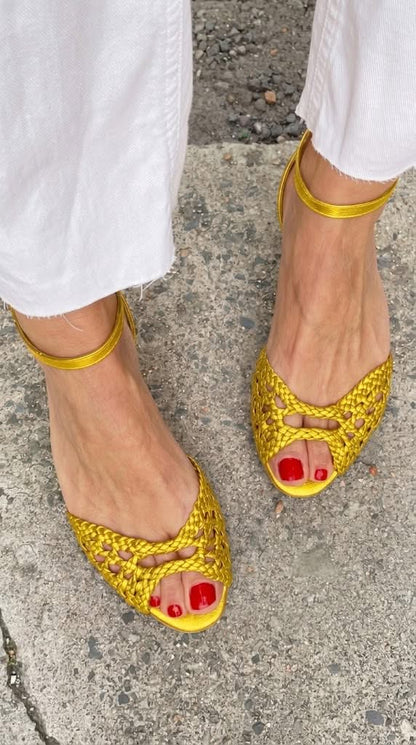 Sandalias cómodas trenzadas doradas Isadora