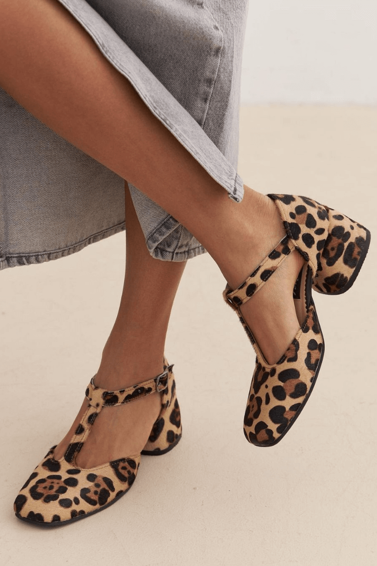 Gianna | Sandalias de tiras en T con estampado de leopardo y tacón de bloque