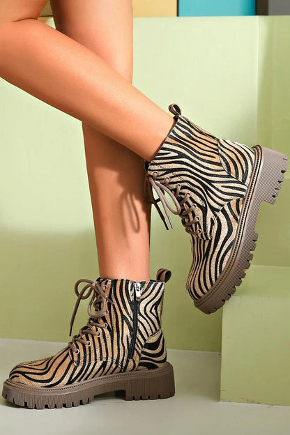 Blair | Botas con cordones y estampado de cebra