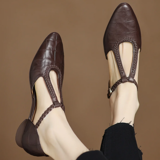 Añade zapatos Mary Jane