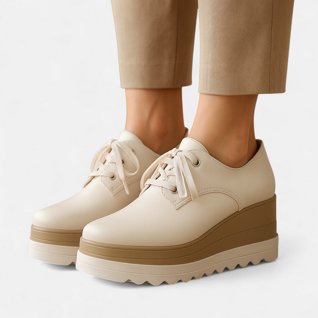 Zapatos Derby ortopédicos Chiara con suela alta