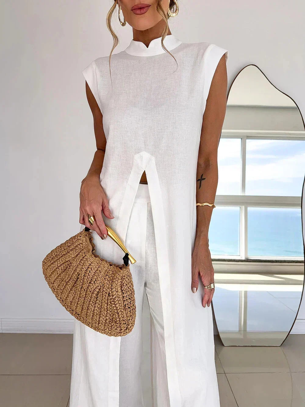 Benigna™ | Conjunto blanco: Túnica con volantes y pantalón