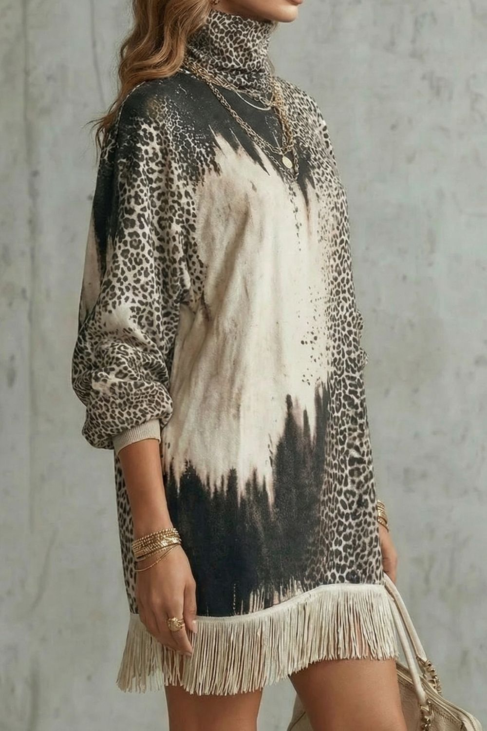 Solenne – Vestido corto con estampado de leopardo y flecos