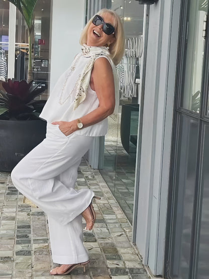 Trinidad™ | Conjunto blanco de blusa y pantalón de pierna ancha