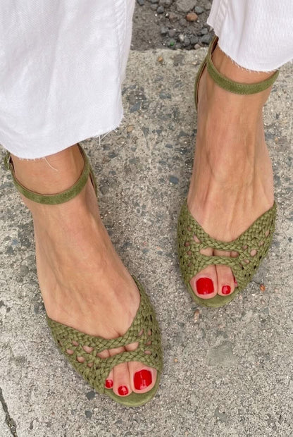 Sandalias cómodas trenzadas doradas Isadora