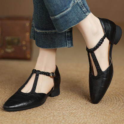 Añade zapatos Mary Jane