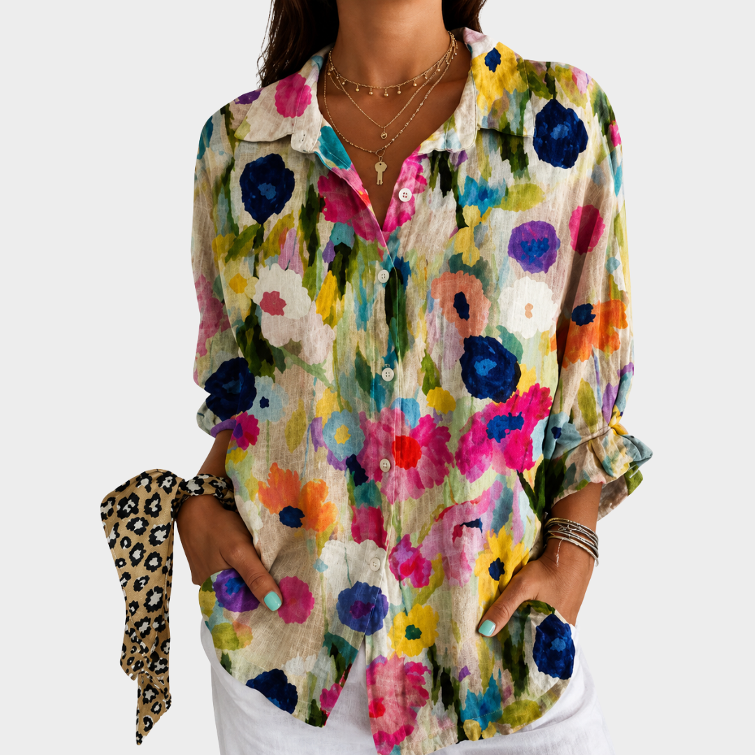 Blusa ligera con estampado colorido