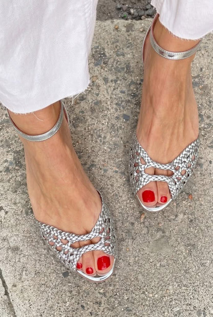 Sandalias cómodas trenzadas doradas Isadora