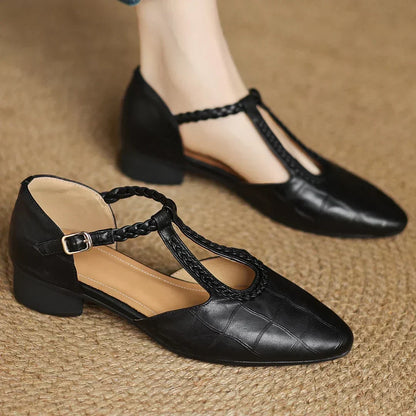 Añade zapatos Mary Jane