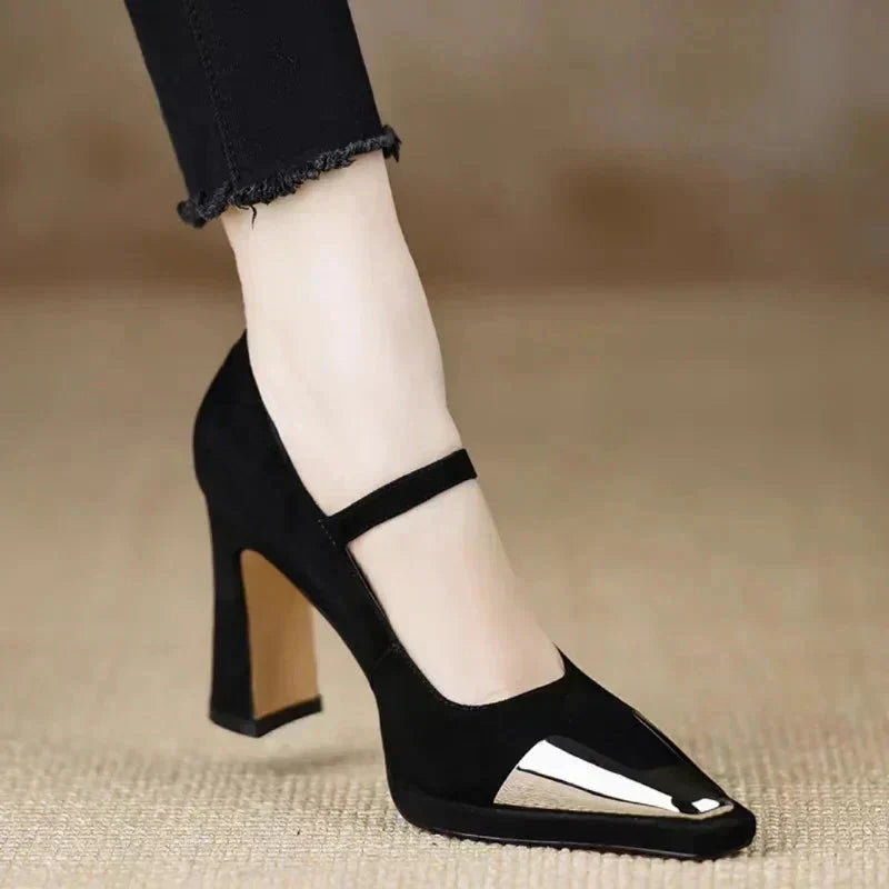 Elegantes zapatos de tacón Mora