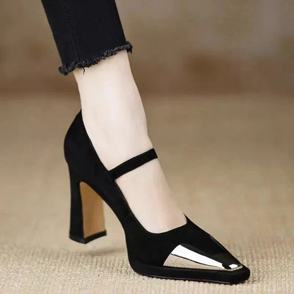 Elegantes zapatos de tacón Mora