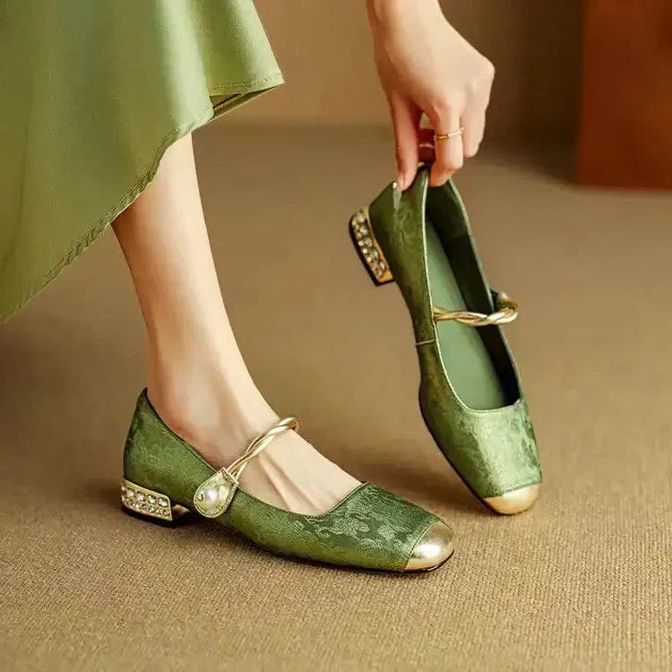 Zapatos Mary Jane clásicos de Mescelle