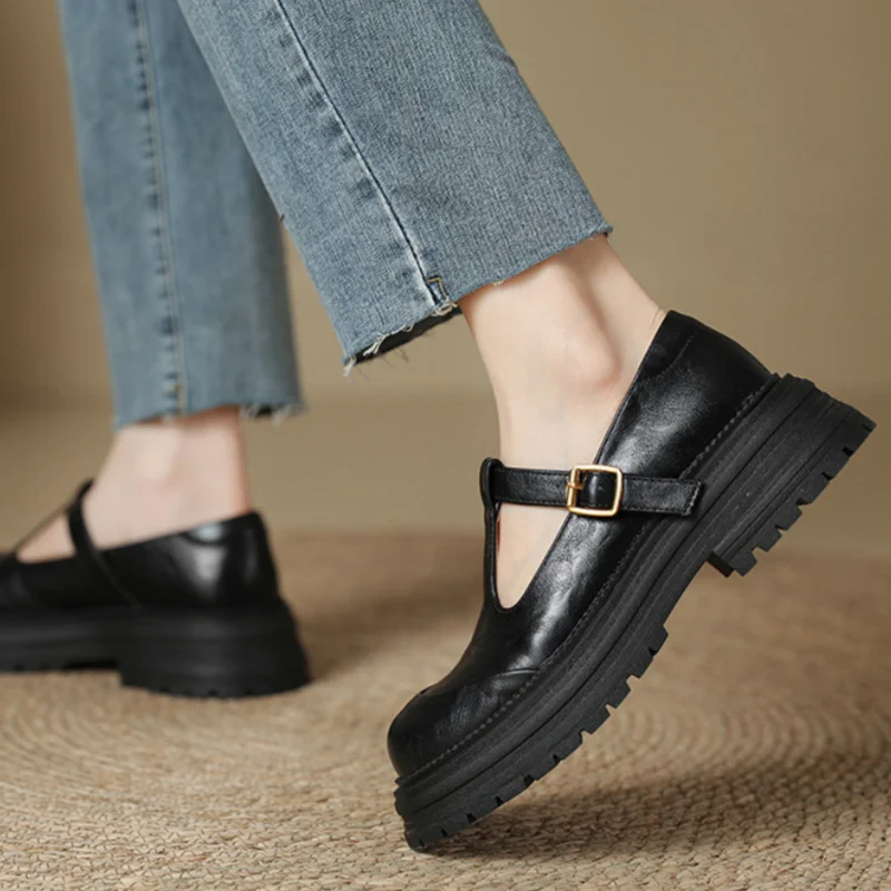 Zapatos Farisse con tira en T