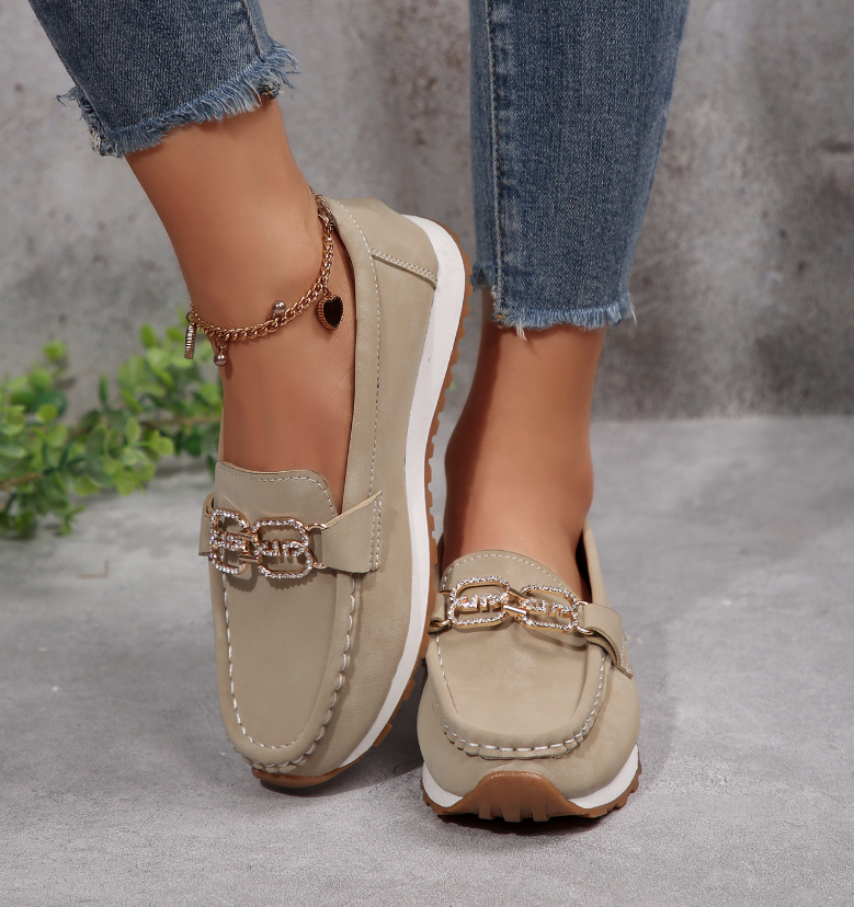 Emma - Elegantes mocasines con hebilla de diamantes