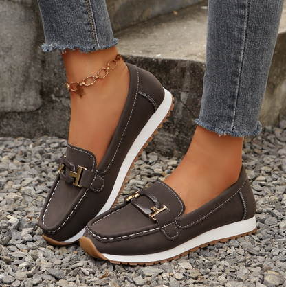 Emelia - Mocasines de lujo con detalles de cadena
