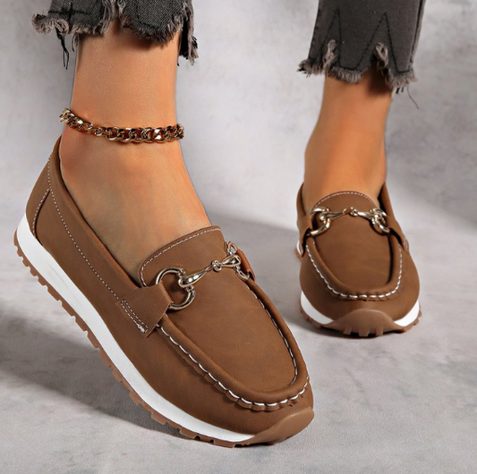 Elodie – Mocasines elegantes con hebilla