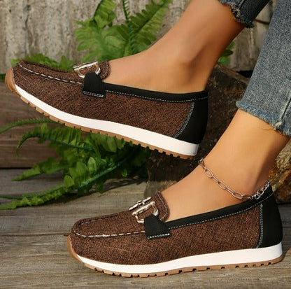 Esme – Mocasines planos con hebilla
