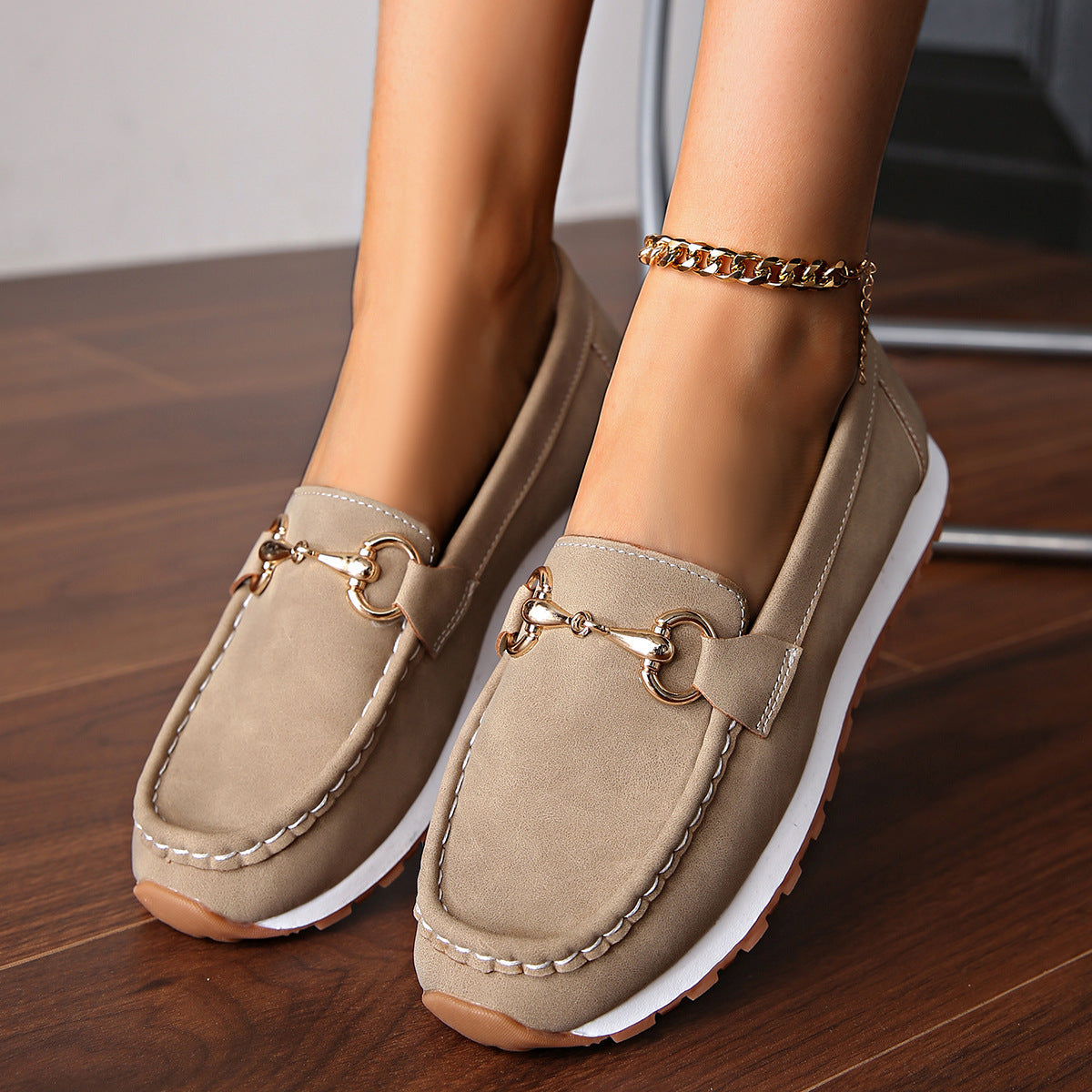 Elodie – Mocasines elegantes con hebilla