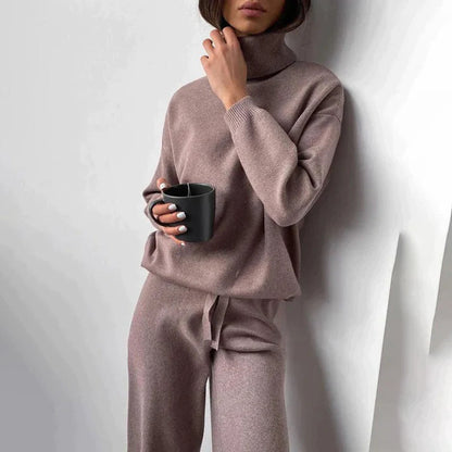 Elegante conjunto de cachemir para una comodidad inigualable.