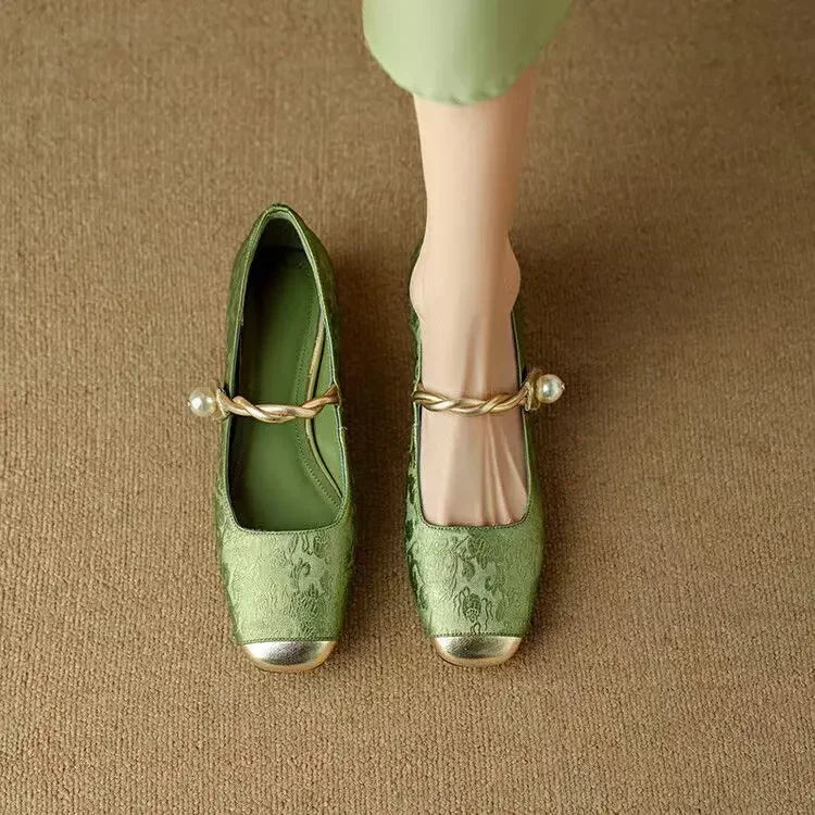 Zapatos Mary Jane clásicos de Mescelle