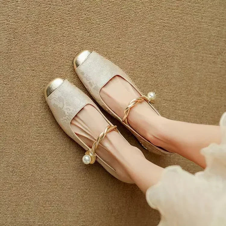 Zapatos Mary Jane clásicos de Mescelle