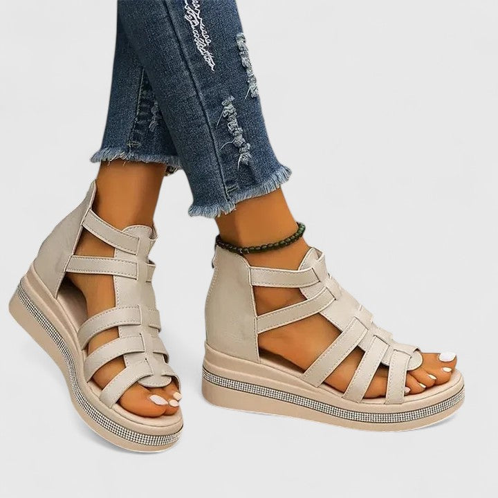 Kendall | Sandalias ortopédicas decoradas con pedrería